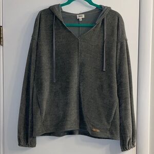 BKE Gray V-Neck Sweater